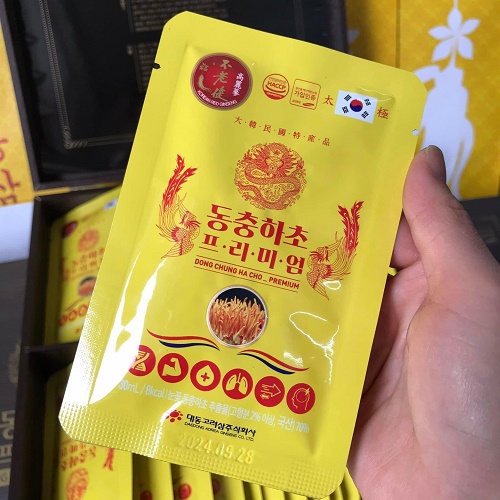 Đông trùng hạ thảo Dong Chung Ha Cho Premium dùng cho cả nam và nữ